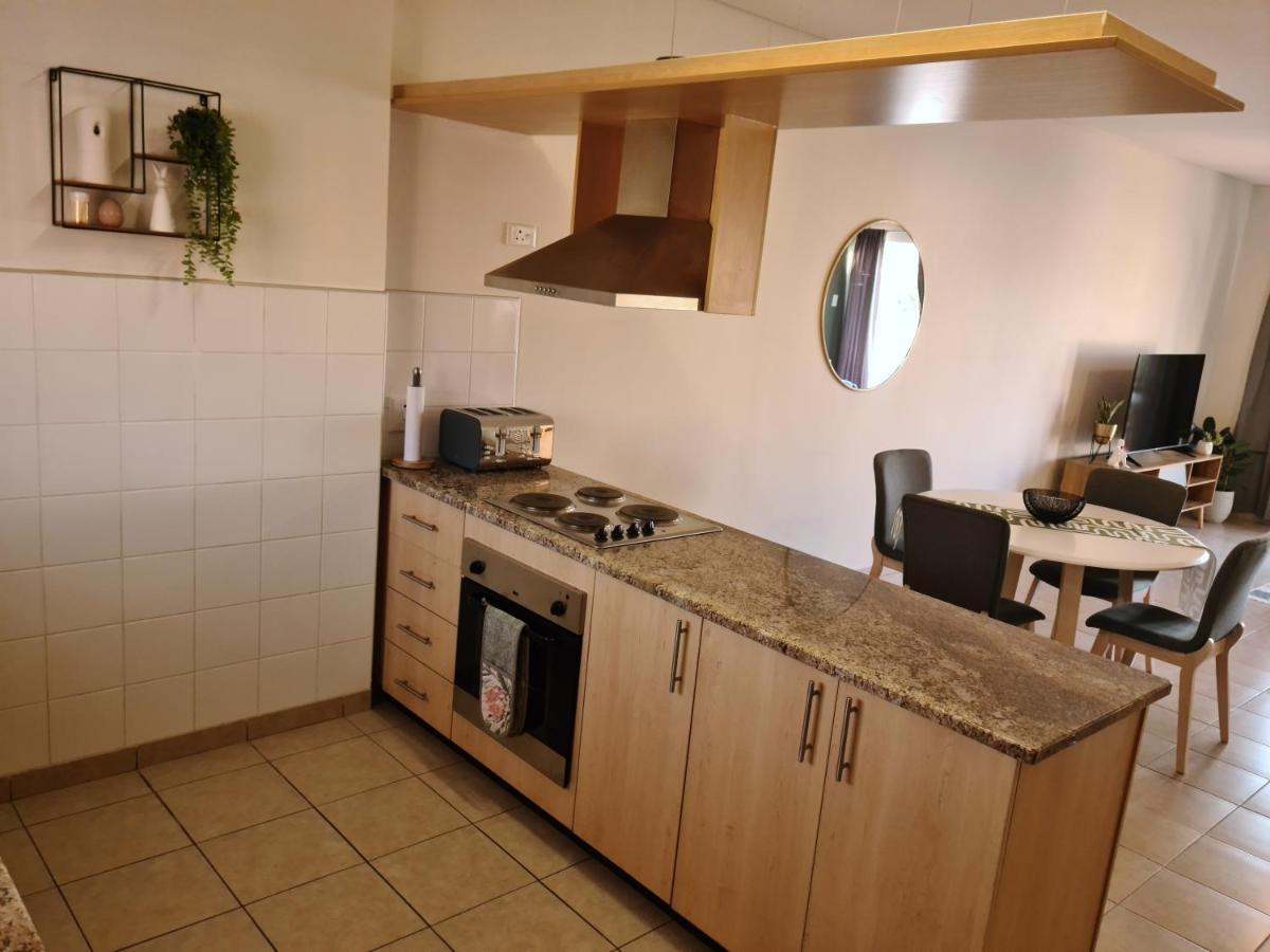 Weavers Nest 34 Windhoek Exterior photo