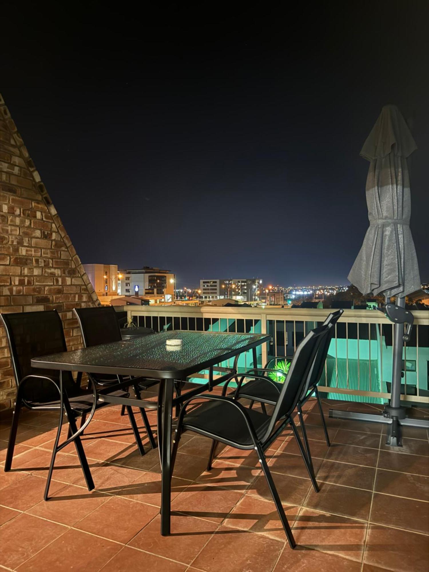 Weavers Nest 34 Windhoek Exterior photo